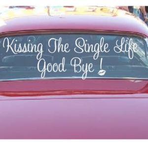 Bachlorette Party Decals-kissing The Single Life..